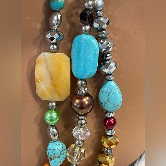 Spectacular Multi Stone Multi Strand Necklace - Picture 7 of 12